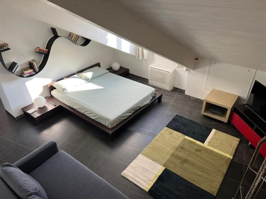Loft A Due Passi Dal Politecnico Apartment *